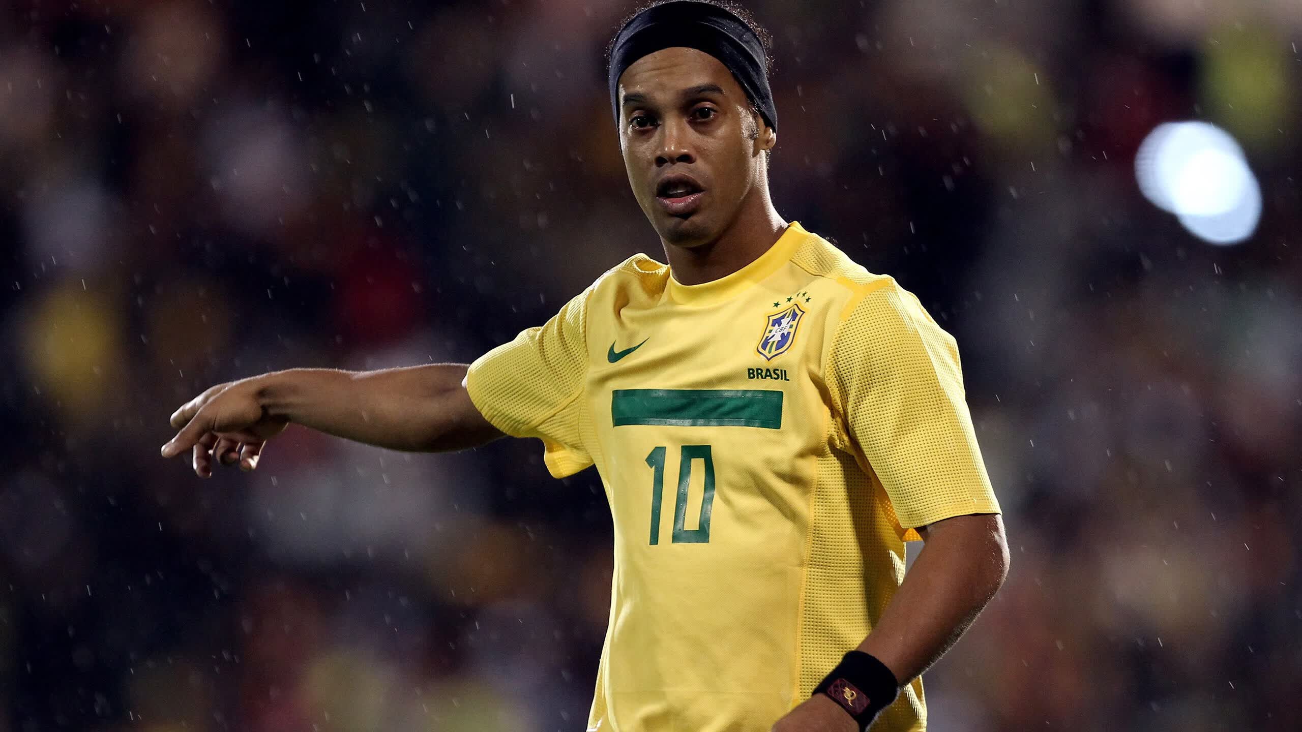 爱游戏-传奇永不落幕！Doinb第十五赛季王者归来，MAD球迷陷入狂欢